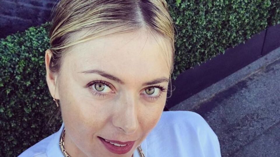 Шарапова отправилась с бойфрендом по британским деревням