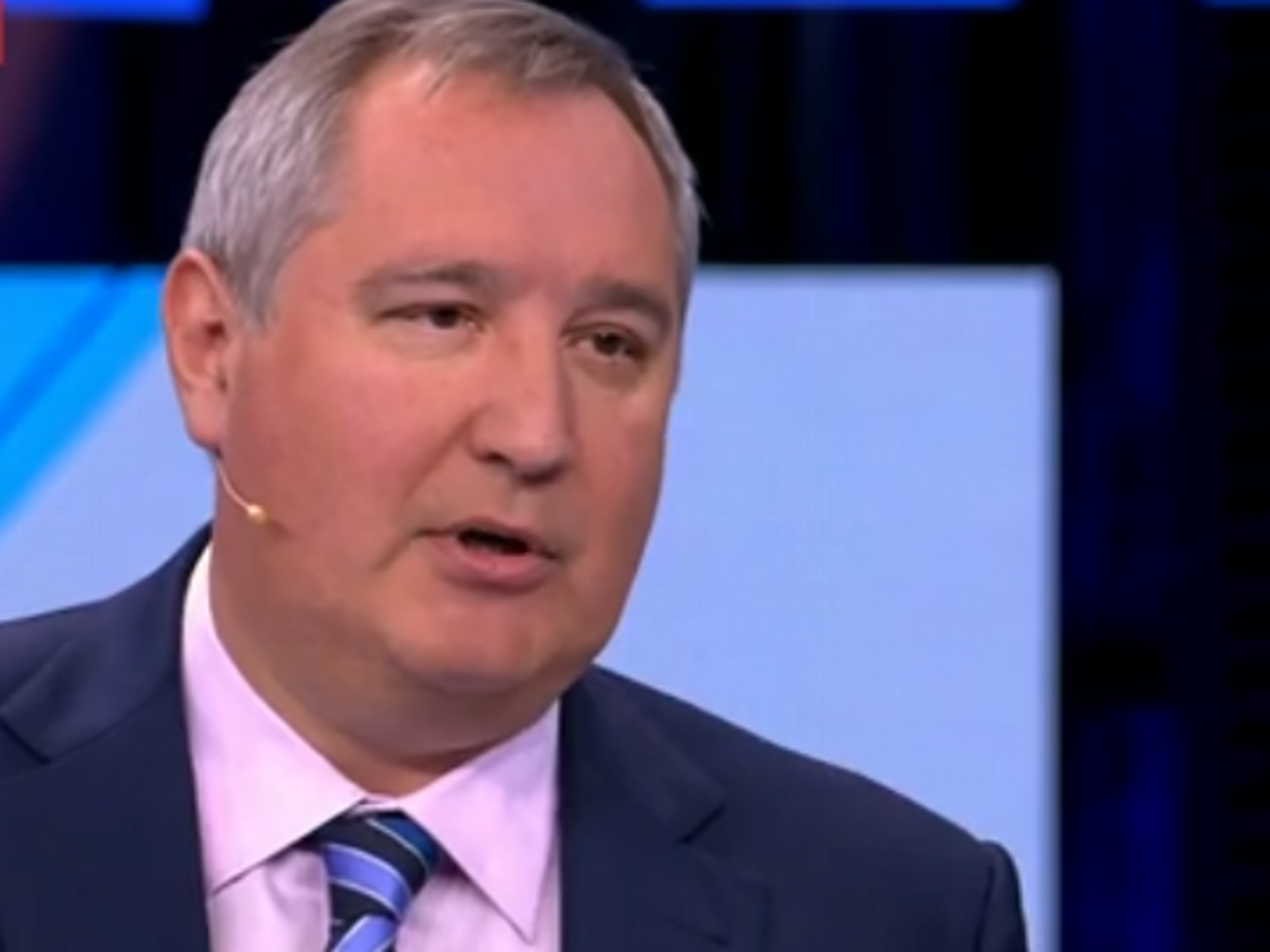 Дмитрий Рогозин сообщил, что вторая комиссия установит, где появилась дыра в обшивке "Союза"