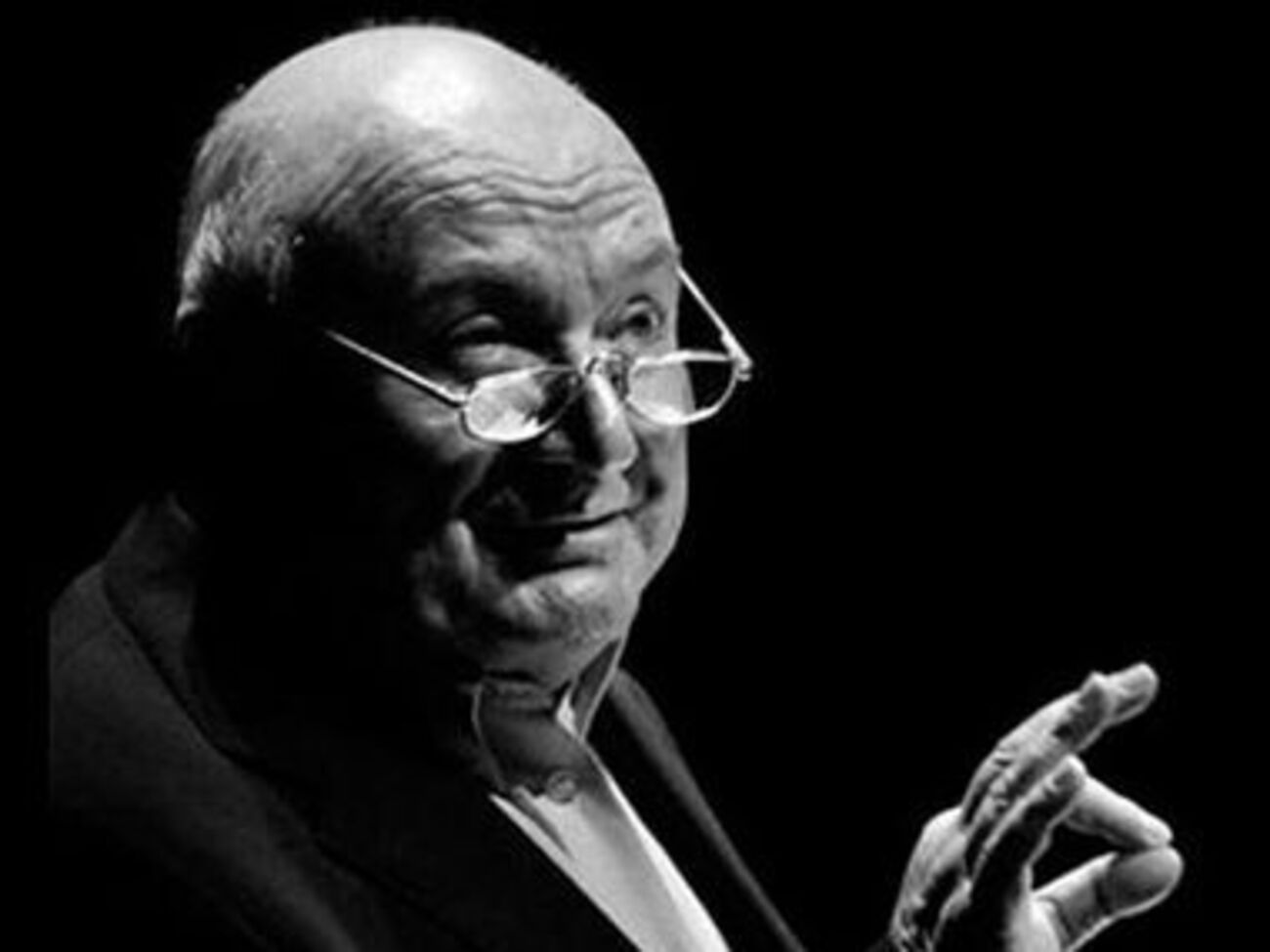 Жванецький презентує жарти, у яких розкриває найгостріші і найближчі кожній людині теми