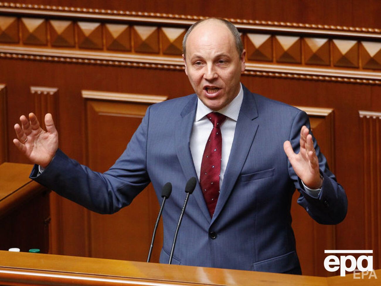 Парубій: Я сказав: "Це мій Майдан, я нікуди звідси не поїду". Зірвав крапельниці і повернувся