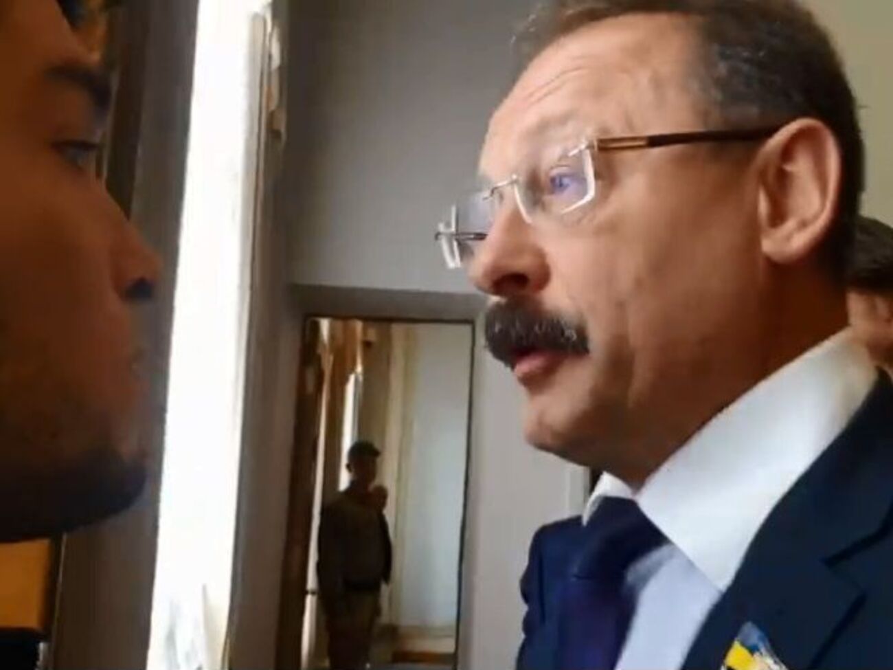 Барна обматерил журналиста