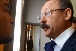 Барна обматерил журналиста