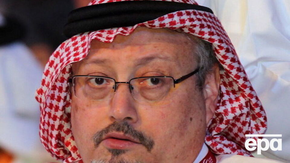 Хашогги пропал 2 октября 2018 года после того, как отправился в Генконсульство Саудовской Аравии в Стамбуле для получения документов о разводе