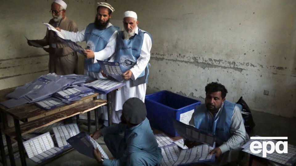 На сотнях дільниць в Афганістані проведення виборів довелося перенести