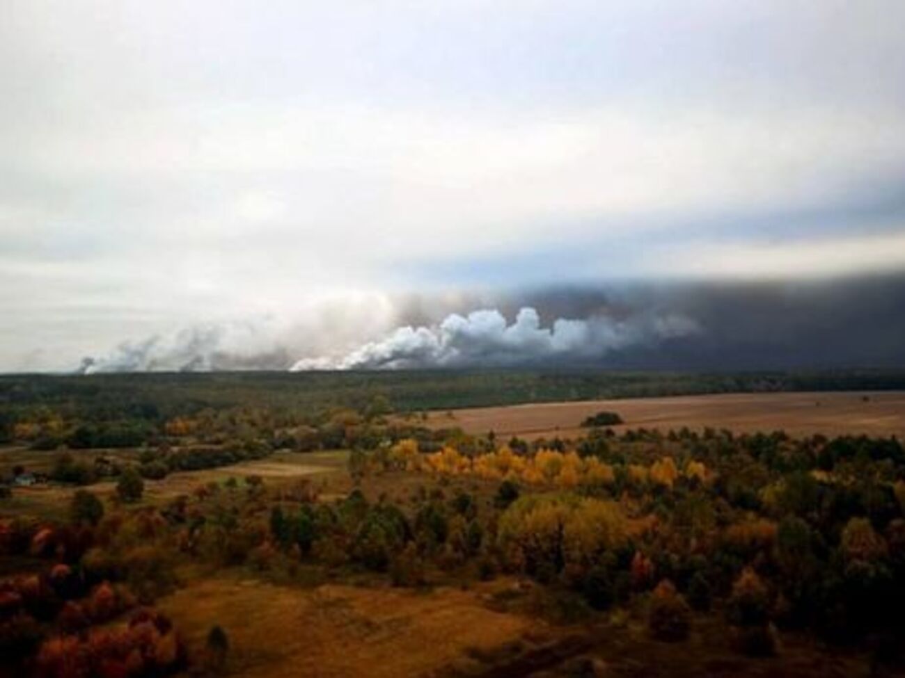 У ніч на 9 жовтня 2018 року в районі селища Дружба Ічнянського району Чернігівської області почали вибухати боєприпаси