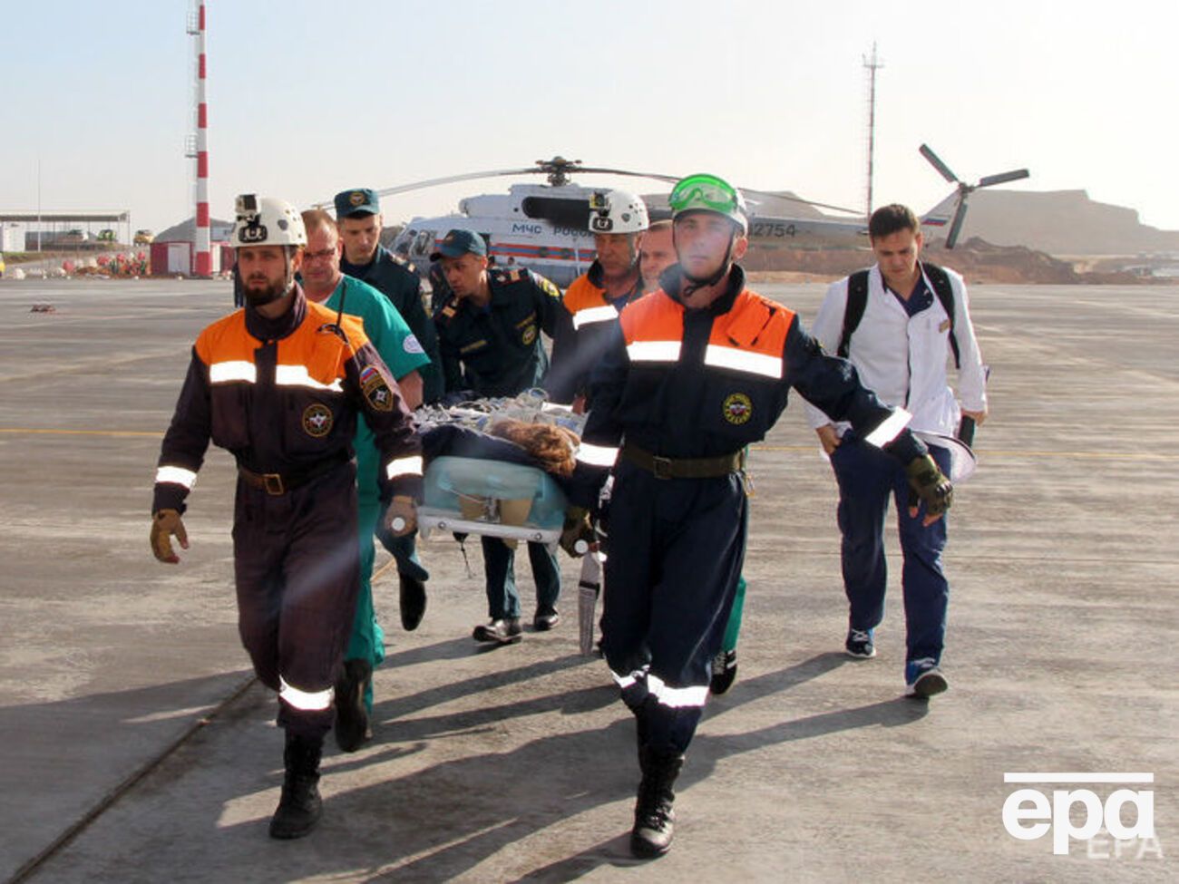 Чотири дівчинки із Керчі перебувають на апаратах штучної вентиляції легень