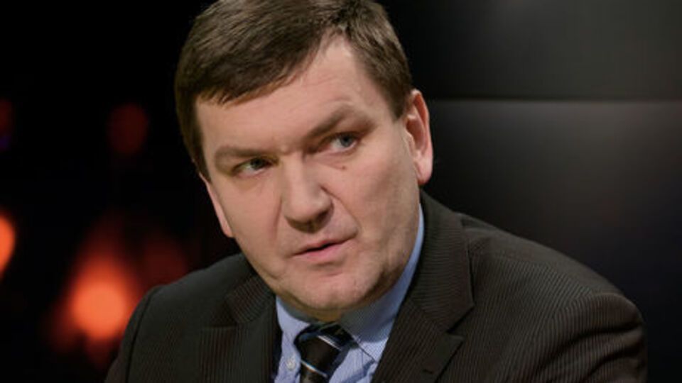 Горбатюк: Необходимо минимум 16 дней ежедневной работы для воспроизведения обстоятельств убийства восьми активистов Евромайдана около выхода из метро "Крещатик"
