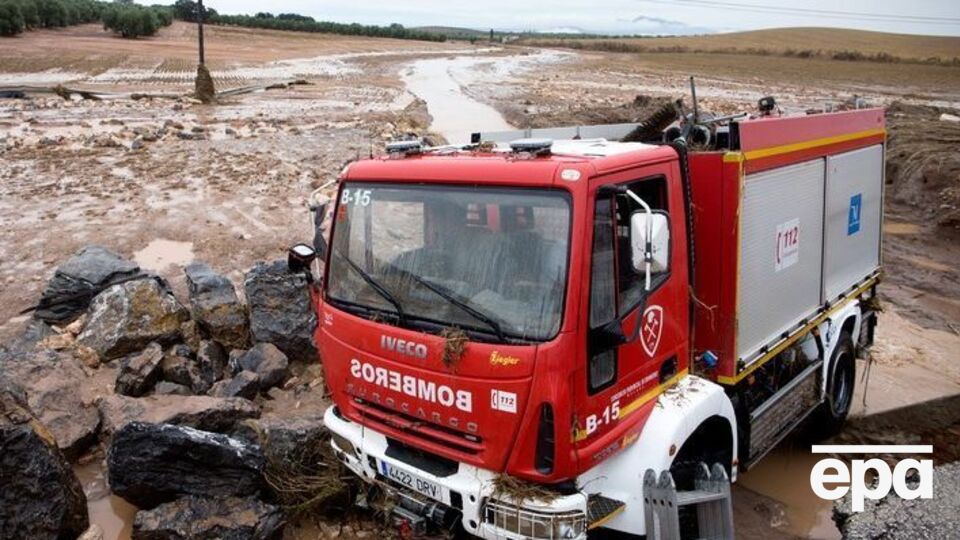 Тіло рятувальники знайшли за 7 км від місця, де його змило водою