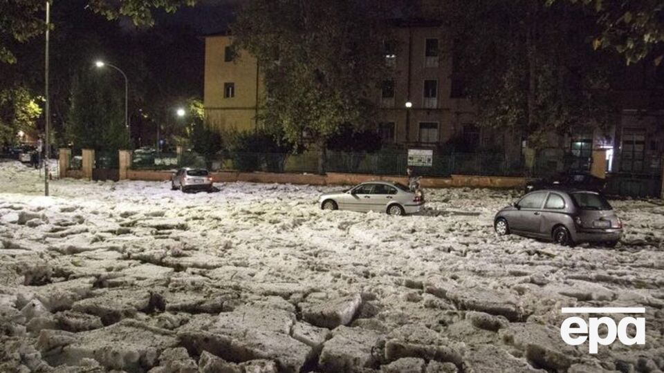 Интенсивные дожди вызвали наводнение в Риме