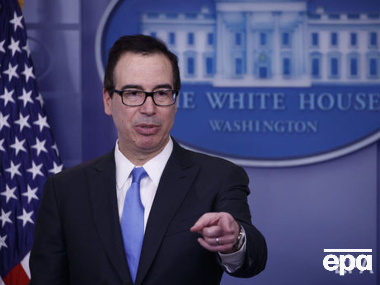 Мнучин: Белый дом может ввести санкции в отношении системы до тех пор, пока она не отключит Иран
