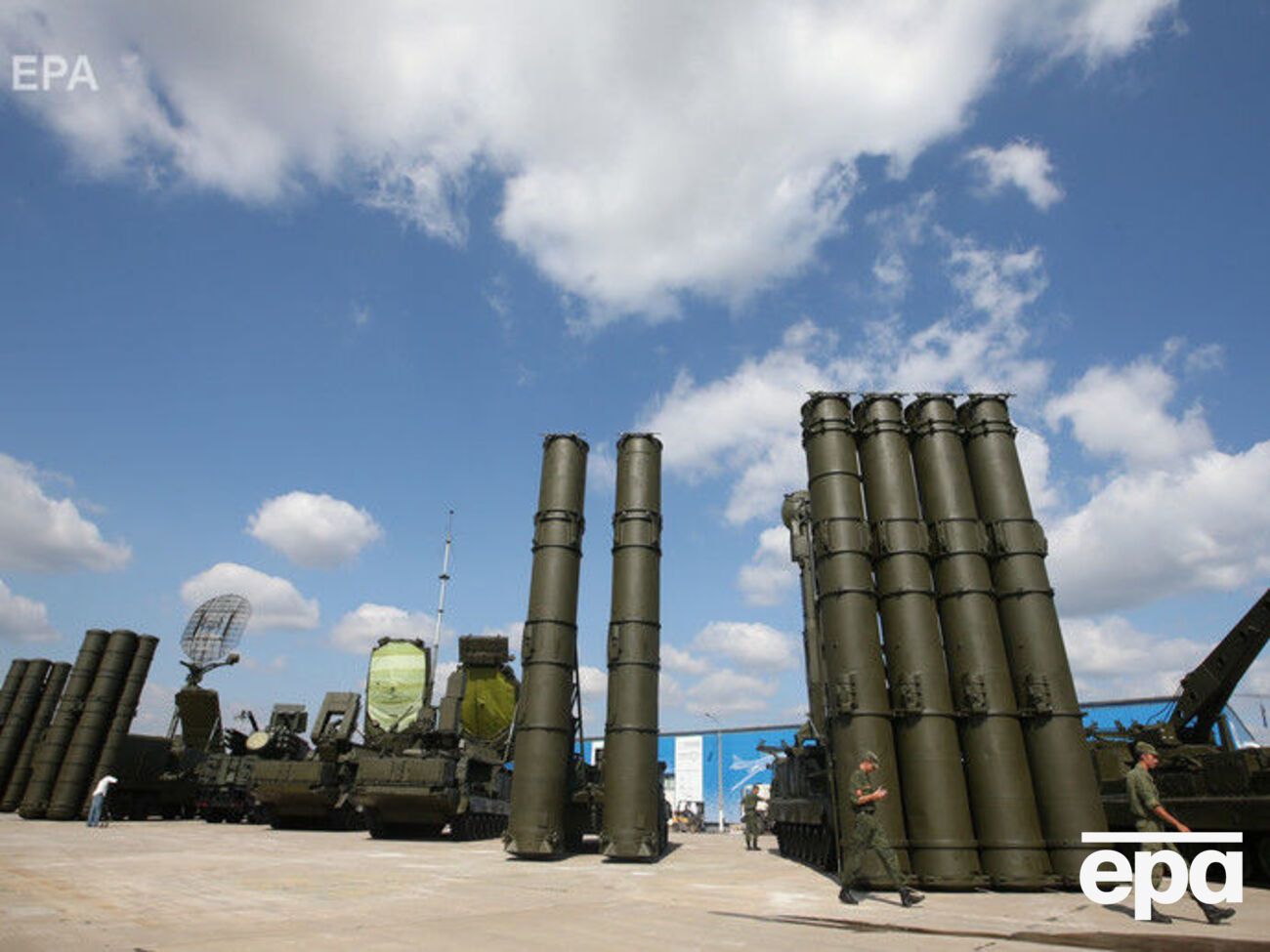 В концерне "Алзмаз-Антей" заявили, что начальные стрельбы С-400 отработали без замечаний