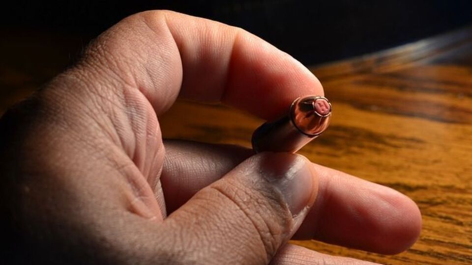 Пулю нашли при техническом осмотре самолета