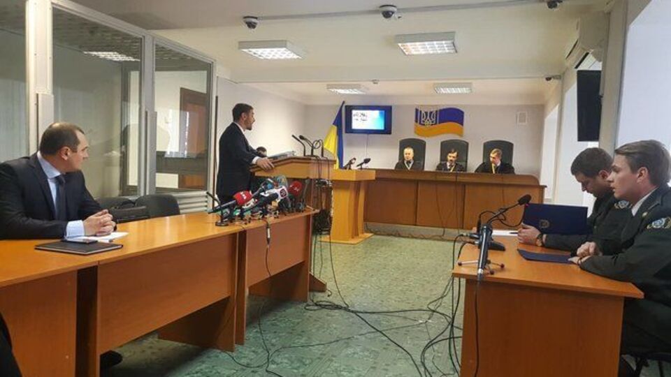 Заседание по делу Януковича длилось час