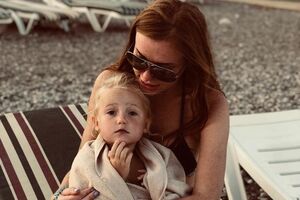 Слава показала, як її донька чепуриться