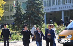 17 жовтня в коледжі спрацював вибуховий пристрій, начинений металевими предметами, також сталася стрілянина