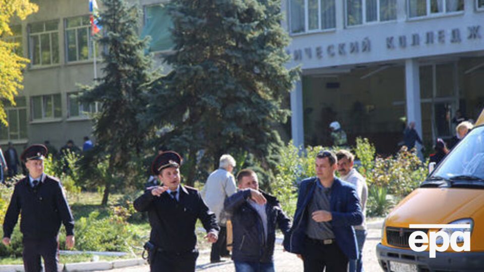 17 жовтня в коледжі спрацював вибуховий пристрій, начинений металевими предметами, також сталася стрілянина