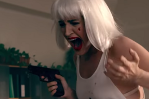 Главные герои клипа – влюбленные преступники