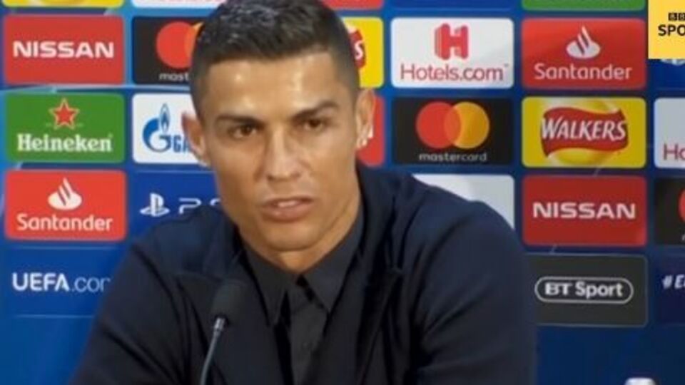 Роналду заявил, что наслаждается футболом и жизнью, а остальное для него не имеет значения