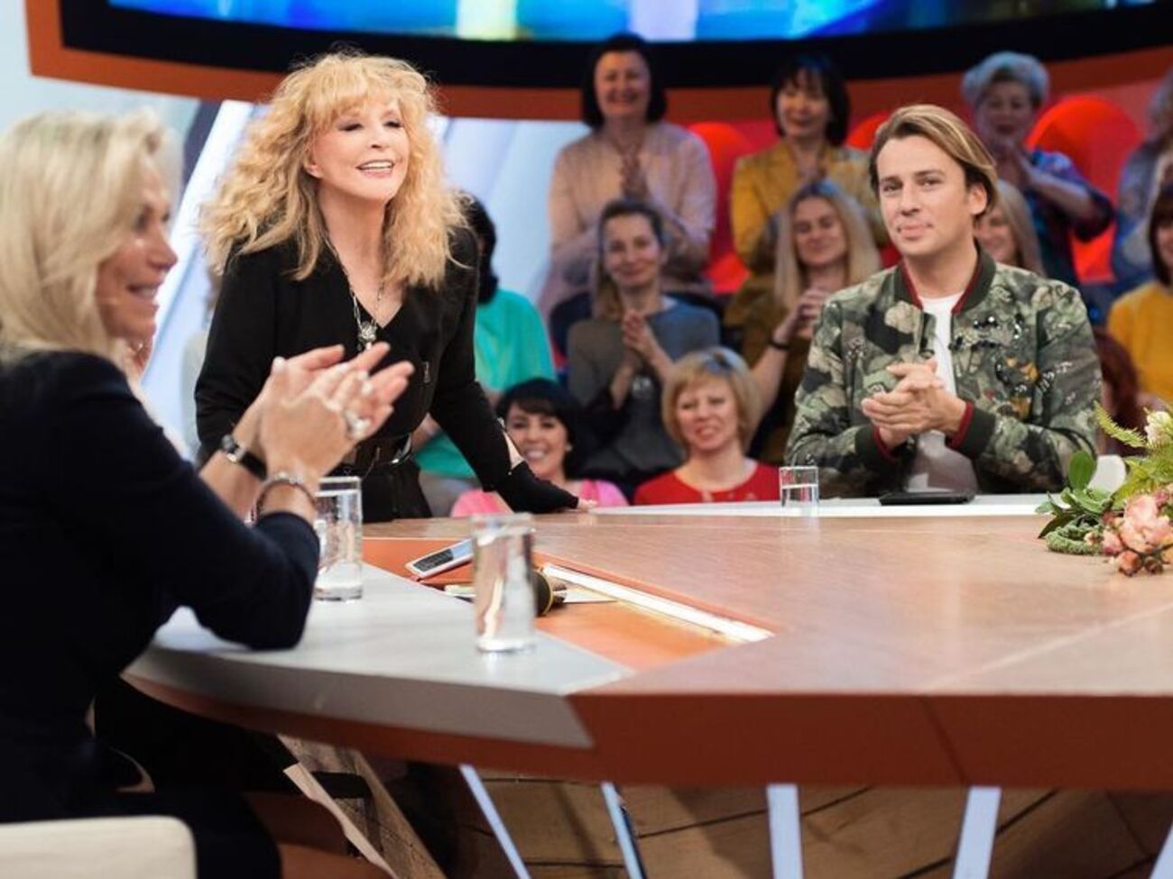 Пугачева пришла на программу, посвященную ее другу Юдашкину