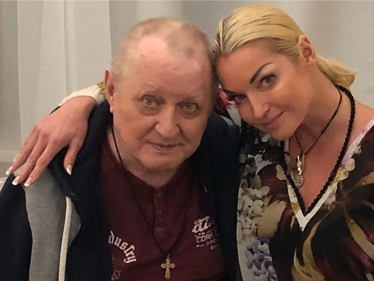 Волочкова: Як же мені хочеться зробити все можливе, щоб татові було легше