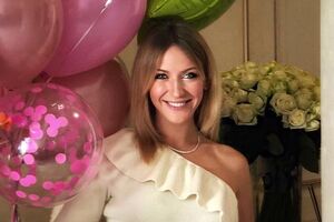 Никитюк сняла одежду для снимка