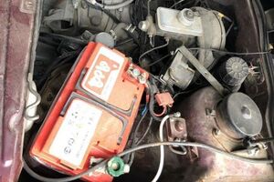 Хозяин "девятки" установил на нее электродвигатель