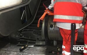 Местное издание сообщает, что виновниками происшествия могли стать сами болельщики