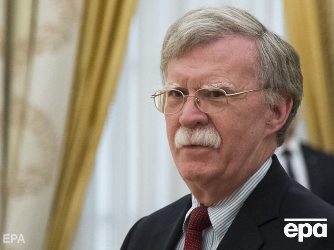 Болтон не ответил, какие санкции США примут в отношении России в ноябре