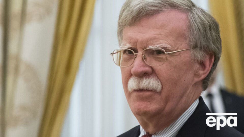 Болтон не ответил, какие санкции США примут в отношении России в ноябре