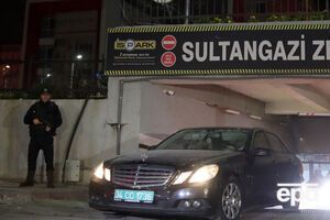 Автомобиль находился на стоянке в отдаленном районе Стамбула