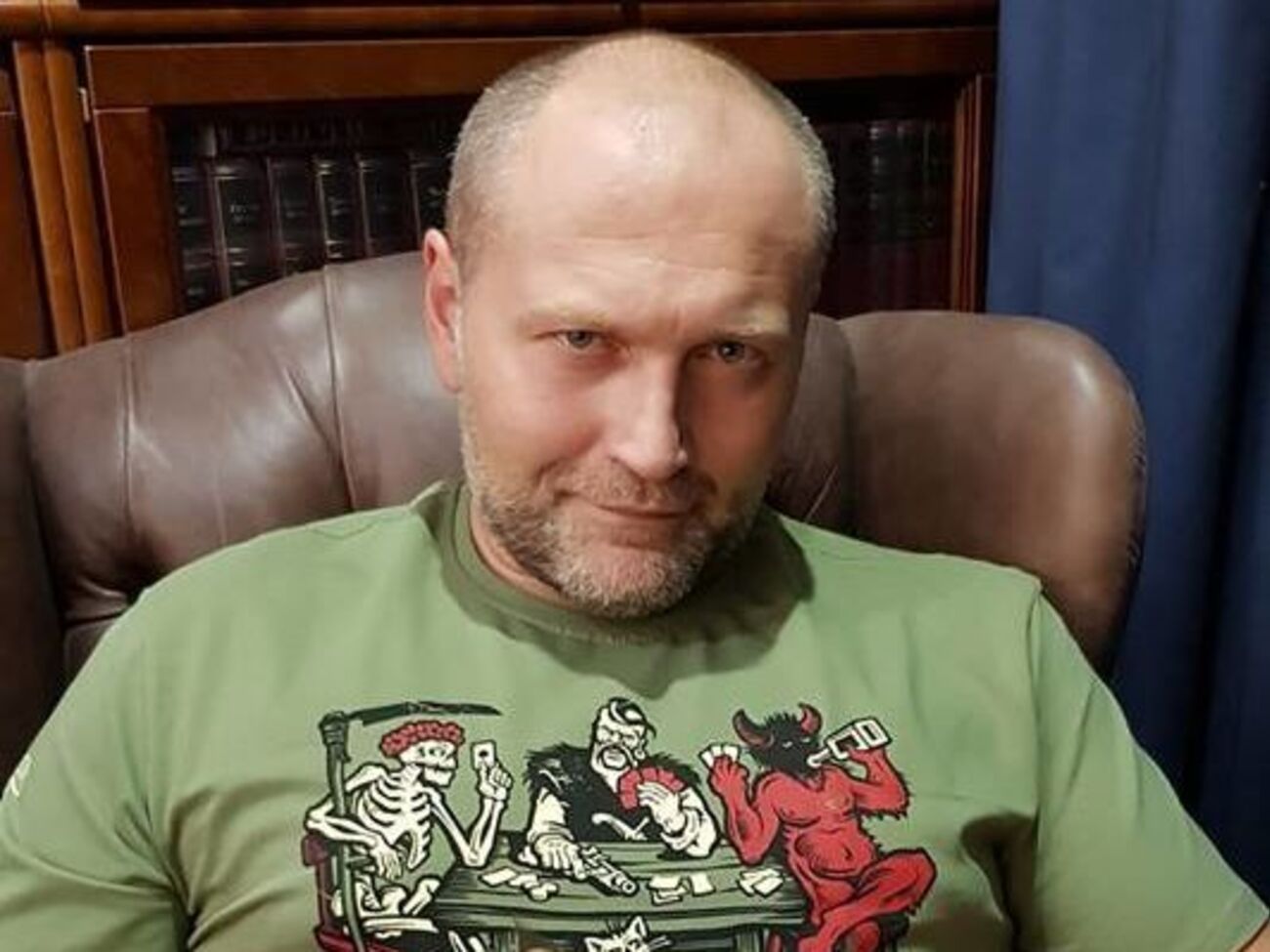 Пора осознать, что мы нужны только себе. Наши проблемы – война, коррупция, спад экономики, трудовая миграция – мы будем преодолевать сами