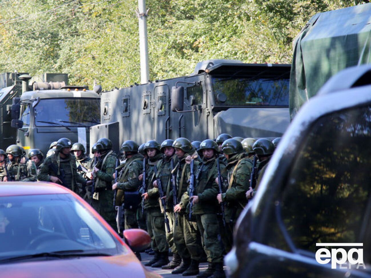 17 жовтня внаслідок вибуху і стрілянини в коледжі Керчі загинула 21 людина