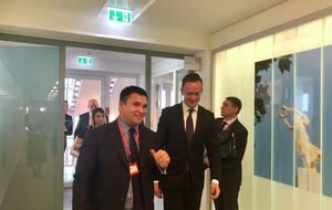 Сторони зустрілися на полях Варшавського форуму з безпеки