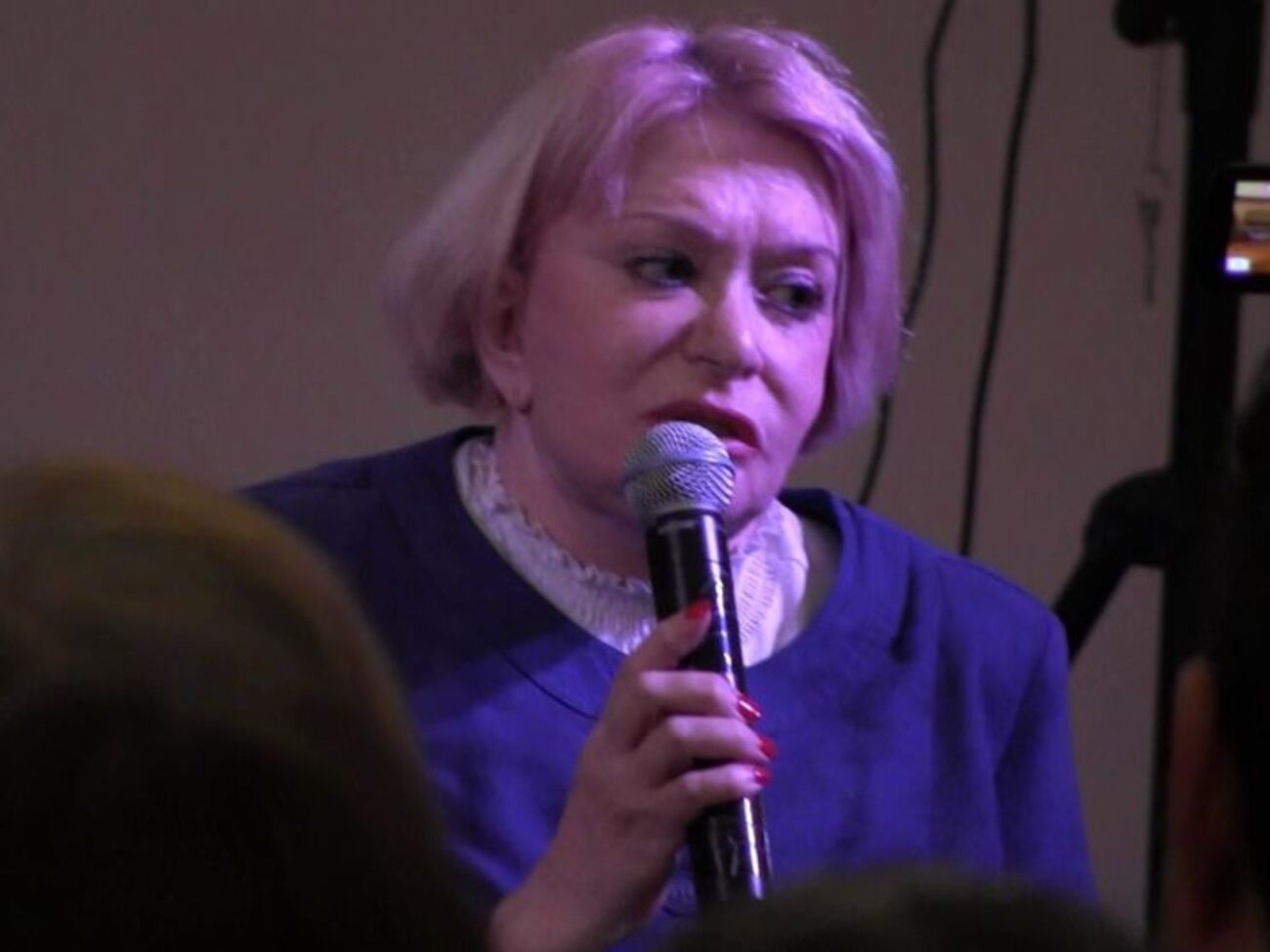 Галич-Архангельская: Я хорошо помню те времена, когда мы входили под арку нашего дома, навстречу шли знакомые люди, папа всегда здоровался, а с ним – нет