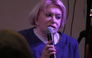Галич-Архангельская: Я хорошо помню те времена, когда мы входили под арку нашего дома, навстречу шли знакомые люди, папа всегда здоровался, а с ним – нет
