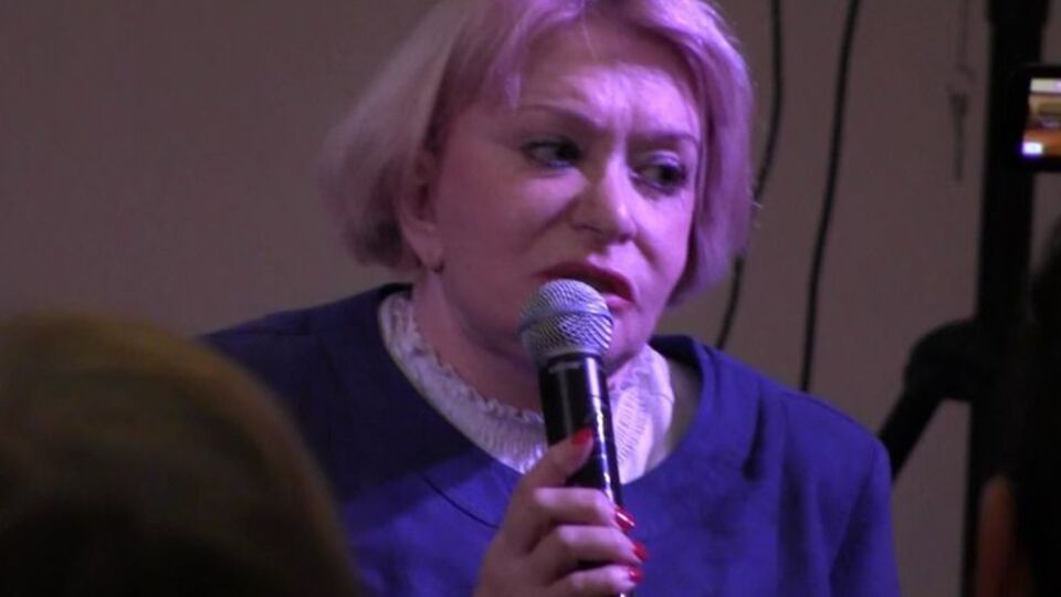 Галич-Архангельська: Я добре пам'ятаю ті часи, коли ми входили під арку нашого будинку, назустріч ішли знайомі люди, тато завжди вітався, а з ним – ні