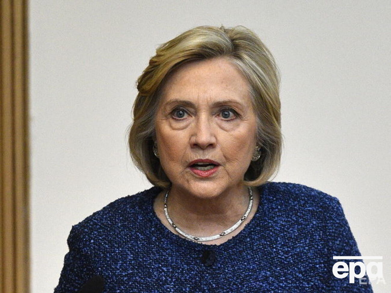 Клінтон сказала, що ніколи не була такою вдячною спецслужбам, як сьогодні