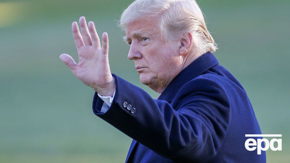Загалом у Трампа є три iPhone: два налаштувало Агентство національної безпеки США, а третій не захищено