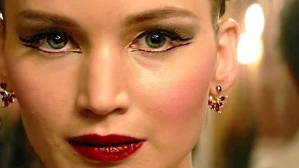 Лоуренс снялась для Dior