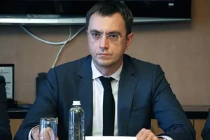 Омелян: Мариупольский порт был вынужден перейти на четырехдневную рабочую неделю