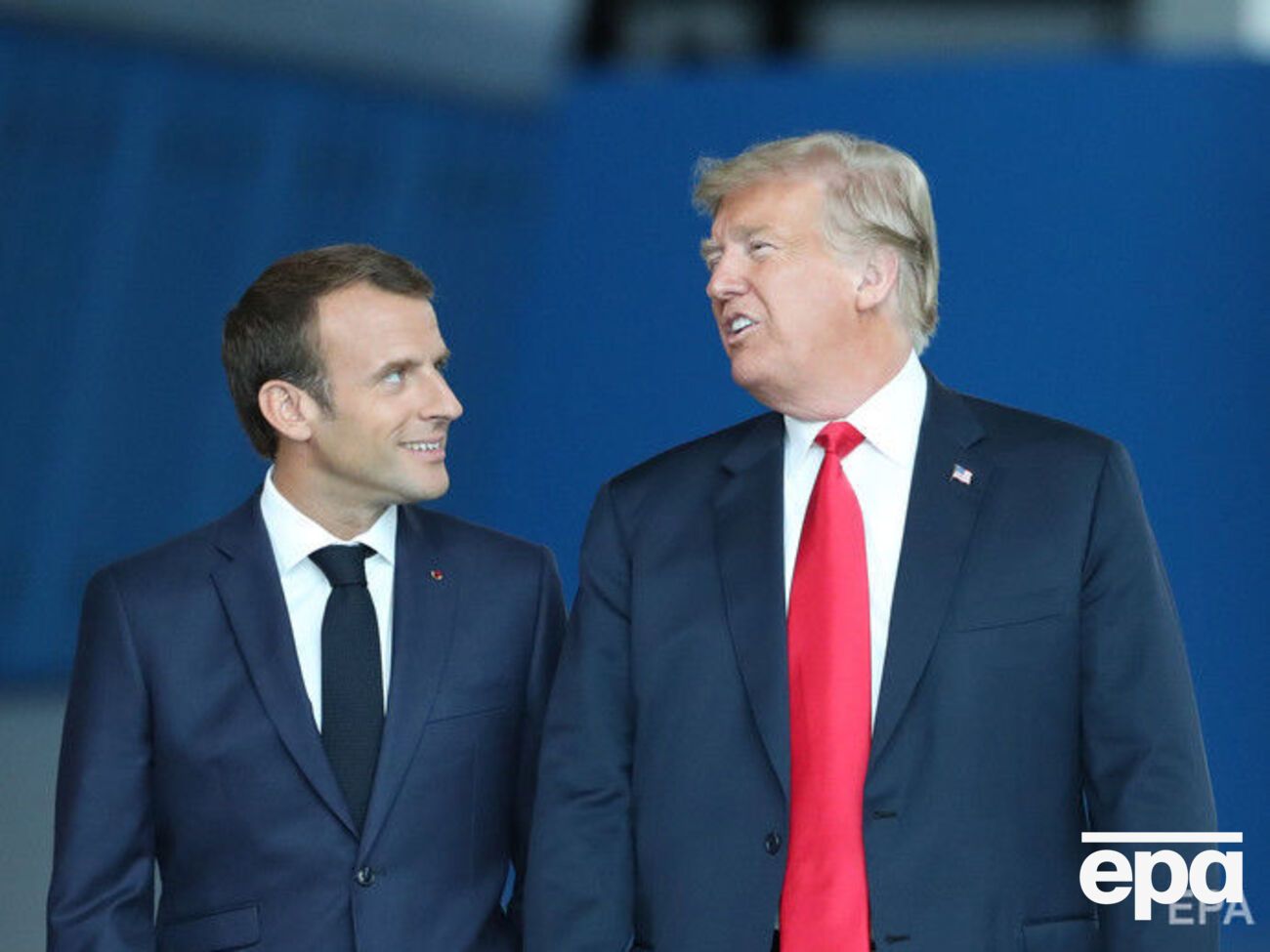 Трамп и Макрон поговорили по телефону