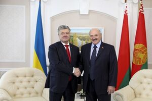 Порошенко поблагодарил Лукашенко за инициативу проведения первого форума регионов Украины и Беларуси