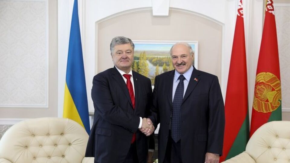 Порошенко подякував Лукашенку за ініціативу проведення першого форуму регіонів України та Білорусі