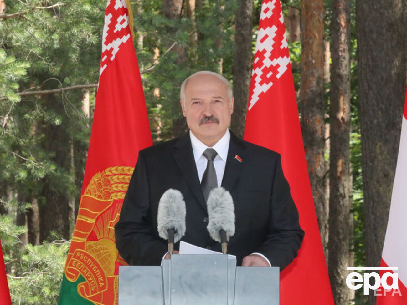 Лукашенко:&nbsp;Мы не напрашиваемся на роль миротворца или посредника. Я это терпеть не могу