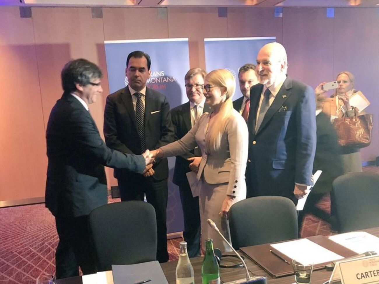 Пучдемон и Тимошенко встретились на&nbsp;Crans Montana Forum