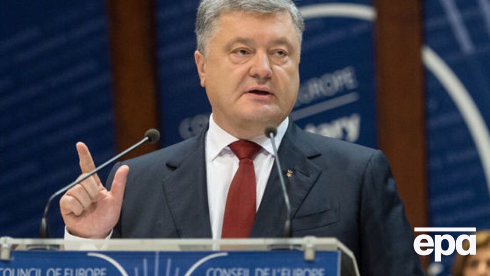 Порошенко: Мы получаем объективную информацию от белорусских СМИ на белорусском языке