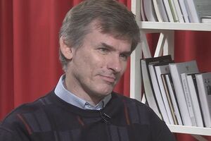 Дуже хотілося вважати львівський мораторій на "публічне використання російськомовного культурного продукту" політичним божевіллям. Не вийде