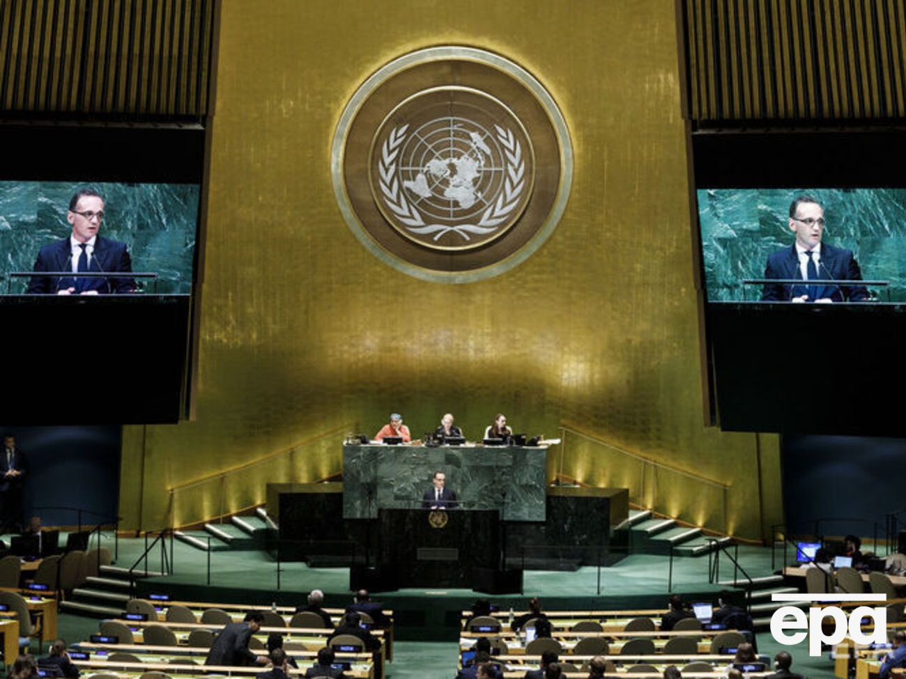 Генасамблея відмовилася розглядати резолюцію РФ