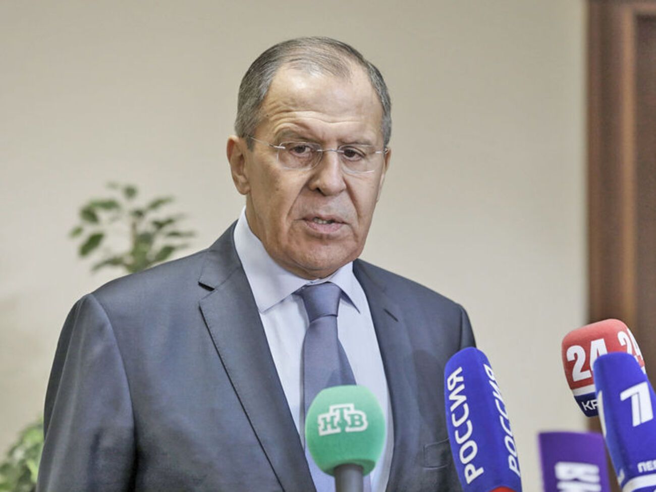 Лавров: Американские дипломаты не раз были замечены на публичных мероприятиях оппозиции