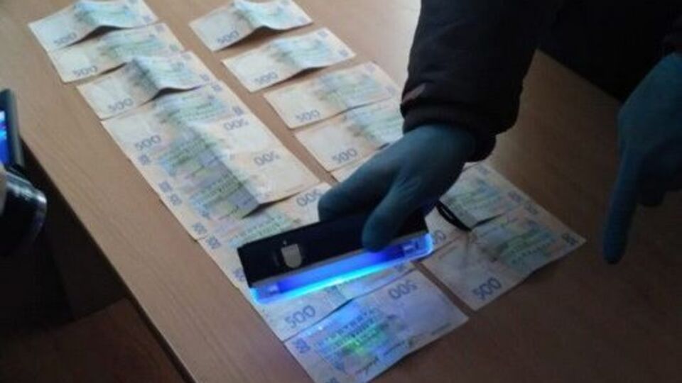 Кримінальне провадження відкрили за ч. 3 ст. 368 (одержання хабара в особливо великому розмірі) Кримінального кодексу України